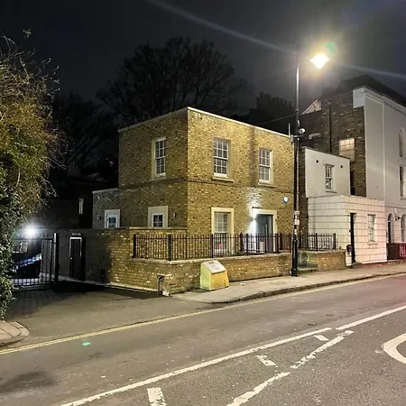 4 Islington Park Street Villa London Exterior photo